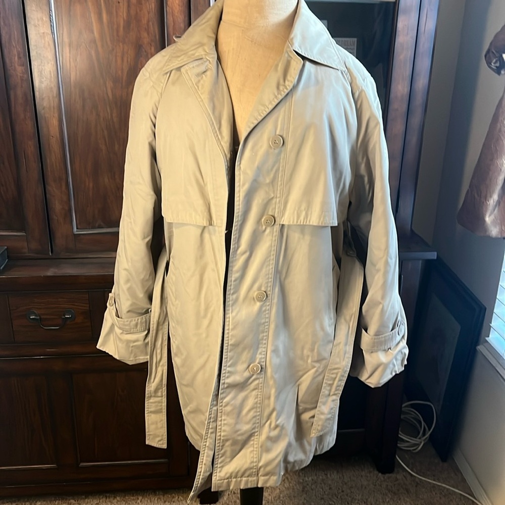 London fog mid length jacket size 8 regular
